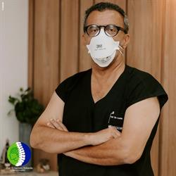 Dr. Luciano Holanda