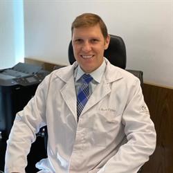 Dr. Marcelo Golbert