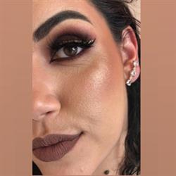 Marcely Padilha - Estética facial e Sobrancelhas