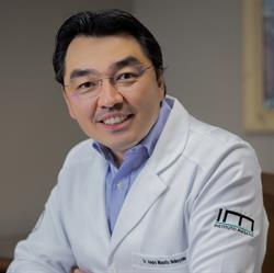 Dr. André Masato