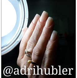Espaço Adri Hubler - Unhas, conversa e Café
