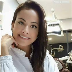 Dra. Ana Carolina Soares