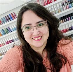 Cintia Alexandrino - Manicure