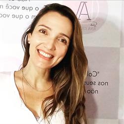 Studio Ana Cappi - Micropgmentação e Extensão de cílios