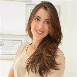 Dra. Sabrina Aquino - Dermatologista