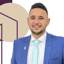 Adelcimar junior Corretor imoveis em Trindade -GO