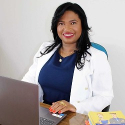 Roseane Andrade  Psicóloga Uberlândia