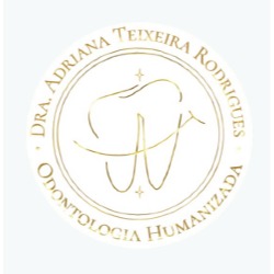 Dra. Adriana Teixeira Rodrigues - Odontologia