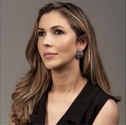 Dra Iara Adamo