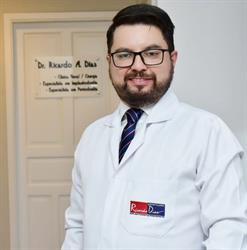 Dr. Ricardo Dias - Dentista Ponta Grossa