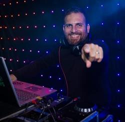 DJ JUNINHO SOARES - FESTAS DE CASAMENTOS, DEBUTANTES, FORMATURAS E CONFRATERNIZAÇÕES