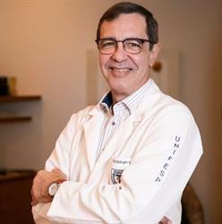 Dr. Francisco Sergio C. Barros Leal - Neurocirurgião