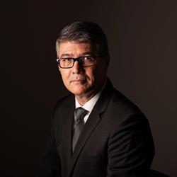 Dr. Nario Rodolfo Takimoto, Oncologia e Urologia