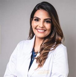 Dra. Vanessa Nogueira, Gastroenterologista