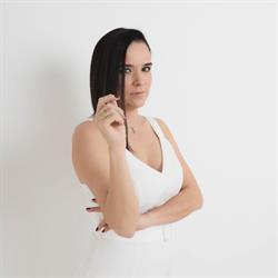 Dra Lilian Miranda