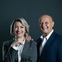 Odontologia Esteves Unidade 2 - Dra Amanda e Dr Mário