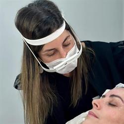 Dra Ana Flávia Florindo - Estética Avançada e Saúde Integrativa