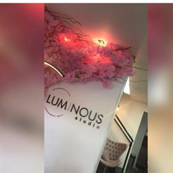 Studio Luminous - Alberto Cintra - Especialistas em Cílios / Estética Avançada / Salão de Beleza