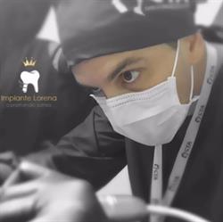 IMPLANTE LORENA - Construindo Sorriso - Drª Aline Bravim e Dr. Alexandre Bravim - Dentista Lorena