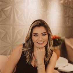 Márcia Espuri Studio de Beleza