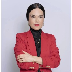 Anna Luiza Ferreira Advogada