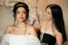 Maquiando noiva